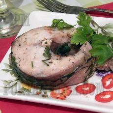 Белый амур запеченный в духовке - вкусное, полезное и простое блюдо. Білий амур запечений у духовці - смачна, корисна та проста страва.