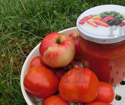 Томатный соус с корицей, яблоками, гвоздикой и горчицей